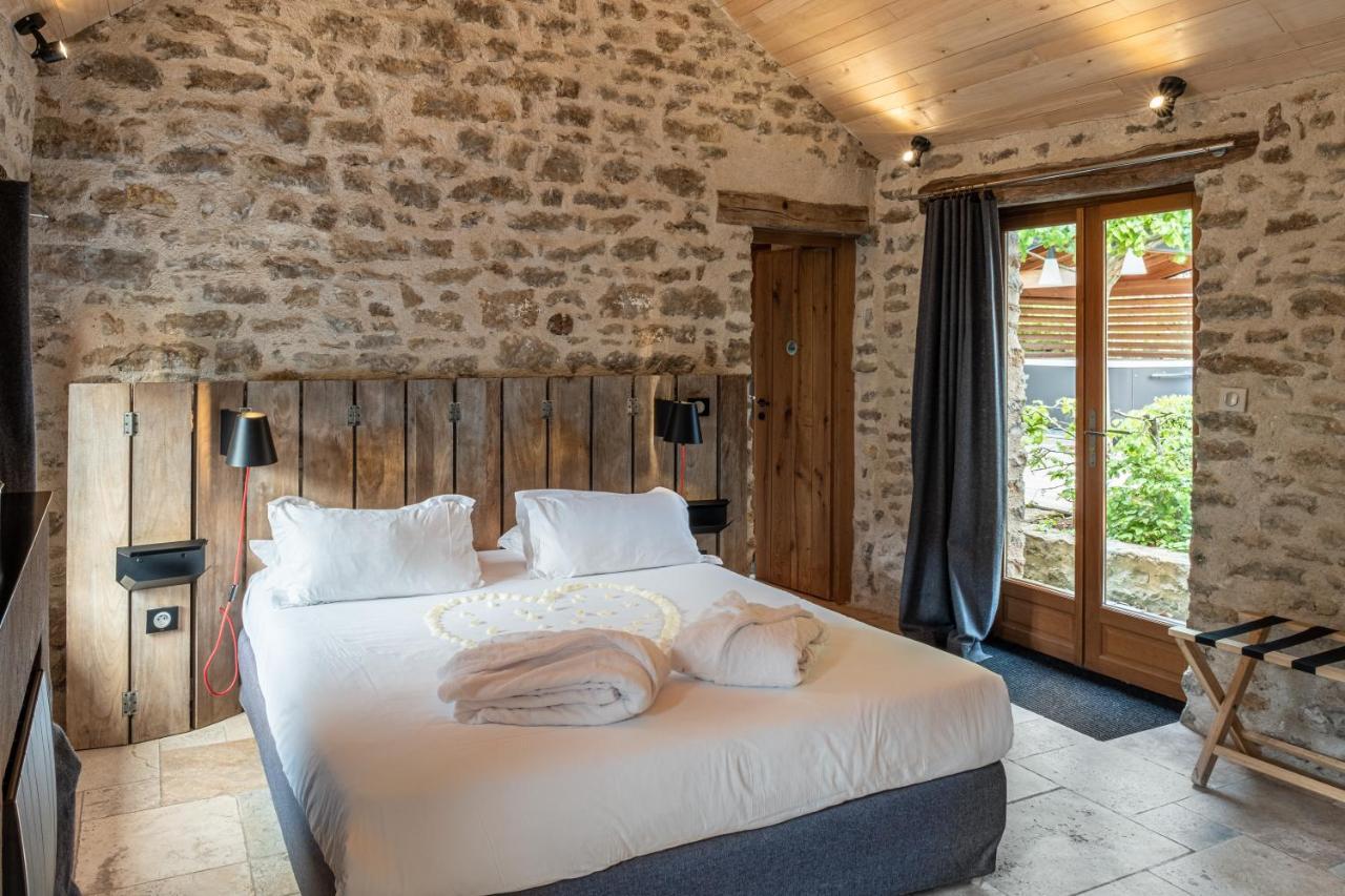 Le Domaine Des Pres Verts Suites & Chambres Avec Jacuzzi Privatif Jouey Exterior foto