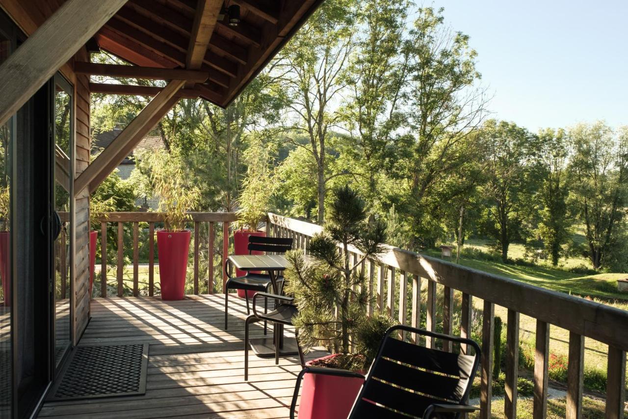 Le Domaine Des Pres Verts Suites & Chambres Avec Jacuzzi Privatif Jouey Exterior foto